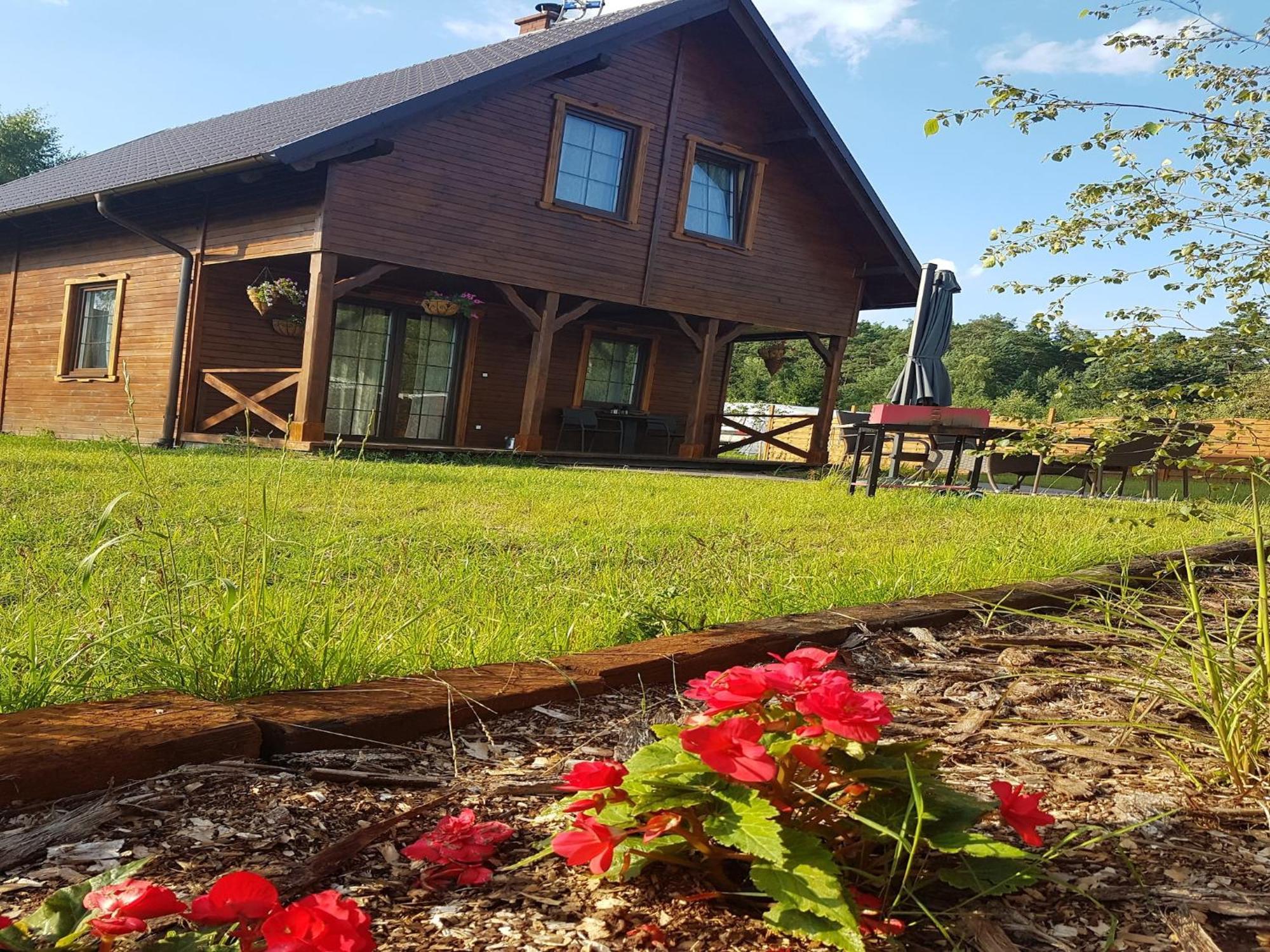 Wooden Holiday Home In Skrzynia With Terrace Osiek  Exterior photo